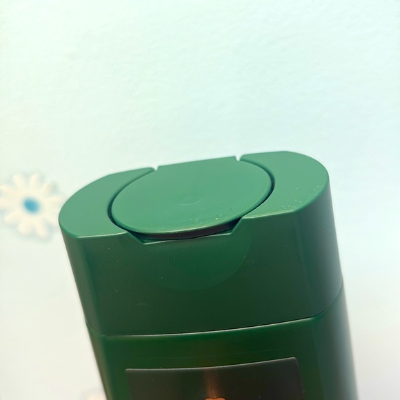 New Irish Spring Exfoliates For A Deep Clean Body Wash Active Scrub 24HR Fresh ! - Picture 7 of 7